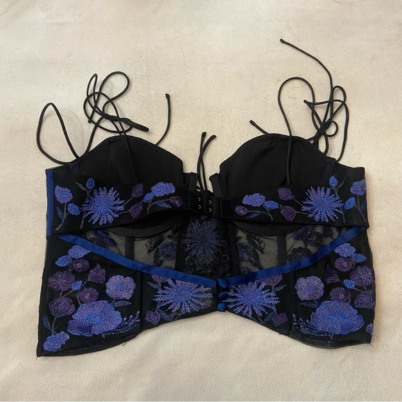 New! For love and lemons Kaylee embroidered bustier crop top 1204 - Picture 12 of 13